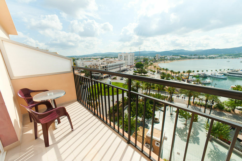 The Red Hotel By Ibiza Feeling - Adults Only San Antonio  Buitenkant foto