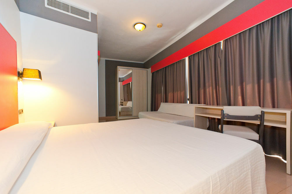 The Red Hotel By Ibiza Feeling - Adults Only San Antonio  Buitenkant foto
