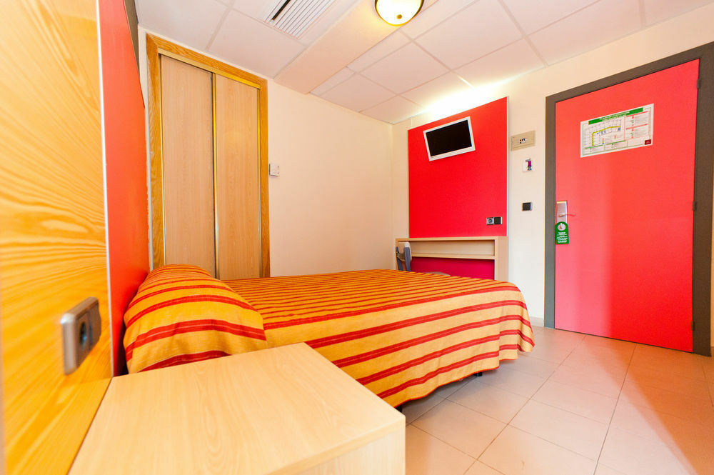 The Red Hotel By Ibiza Feeling - Adults Only San Antonio  Buitenkant foto
